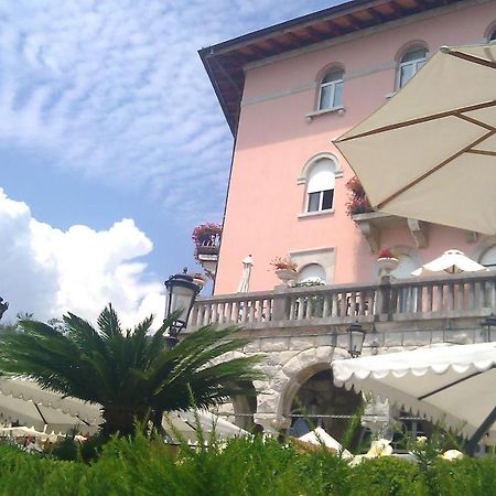 Studio Apartment Vanna - 1St Row To The Sea Opatija Dış mekan fotoğraf